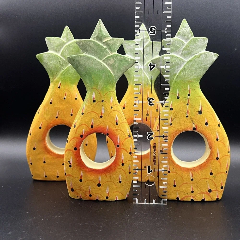 Pineapple & Banana Leaf Wood Napkin Rings Hand-Painted‎ Set of 7 ~ Indonesia